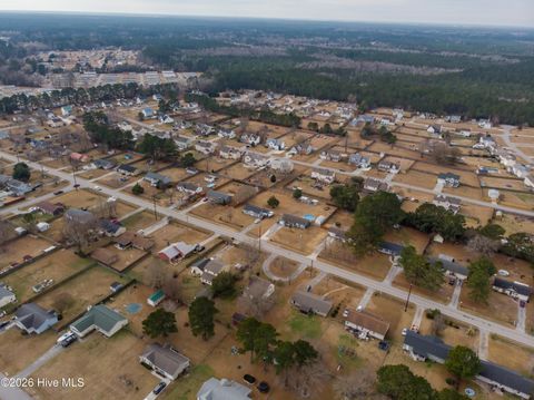 Tiny photo for 319 Riggs Road, Hubert, NC 28539 (MLS # 100550368)