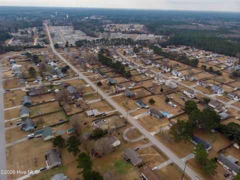 Tiny photo for 319 Riggs Road, Hubert, NC 28539 (MLS # 100550368)