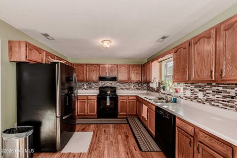 Tiny photo for 319 Riggs Road, Hubert, NC 28539 (MLS # 100550368)