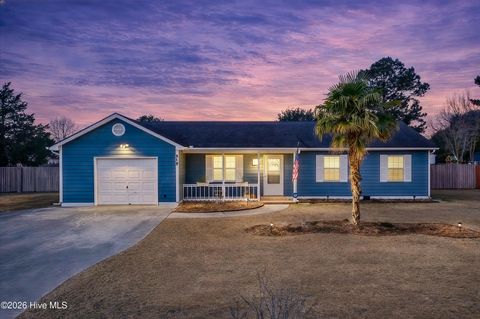 Photo of 319 Riggs Road, Hubert, NC 28539 (MLS # 100550368)