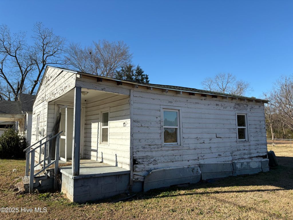 Photo of 129 Package-Craft Road, Bethel, NC 27812 (MLS # 100546395)