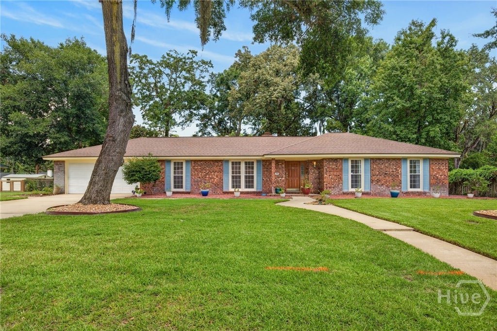Photo of 304 Wellington Road, Savannah, GA 31410 (MLS # SA363346)