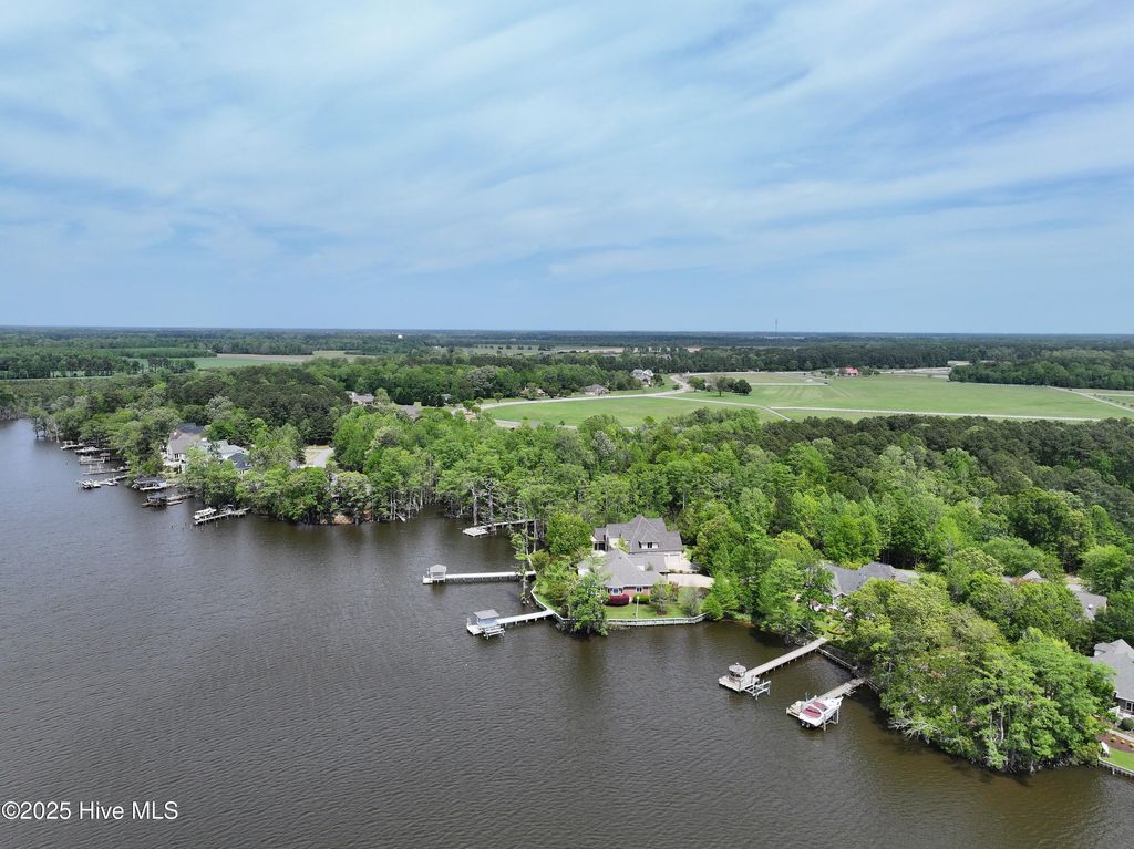 Photo of 11 Mattaponi Drive, Hertford, NC 27944 (MLS # 100575179)