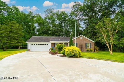Photo of 706 Barbour Road, Morehead City, NC 28557 (MLS # 100607670)