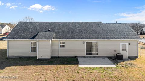 Tiny photo for 119 Annie Road, Richlands, NC 28574 (MLS # 100550367)