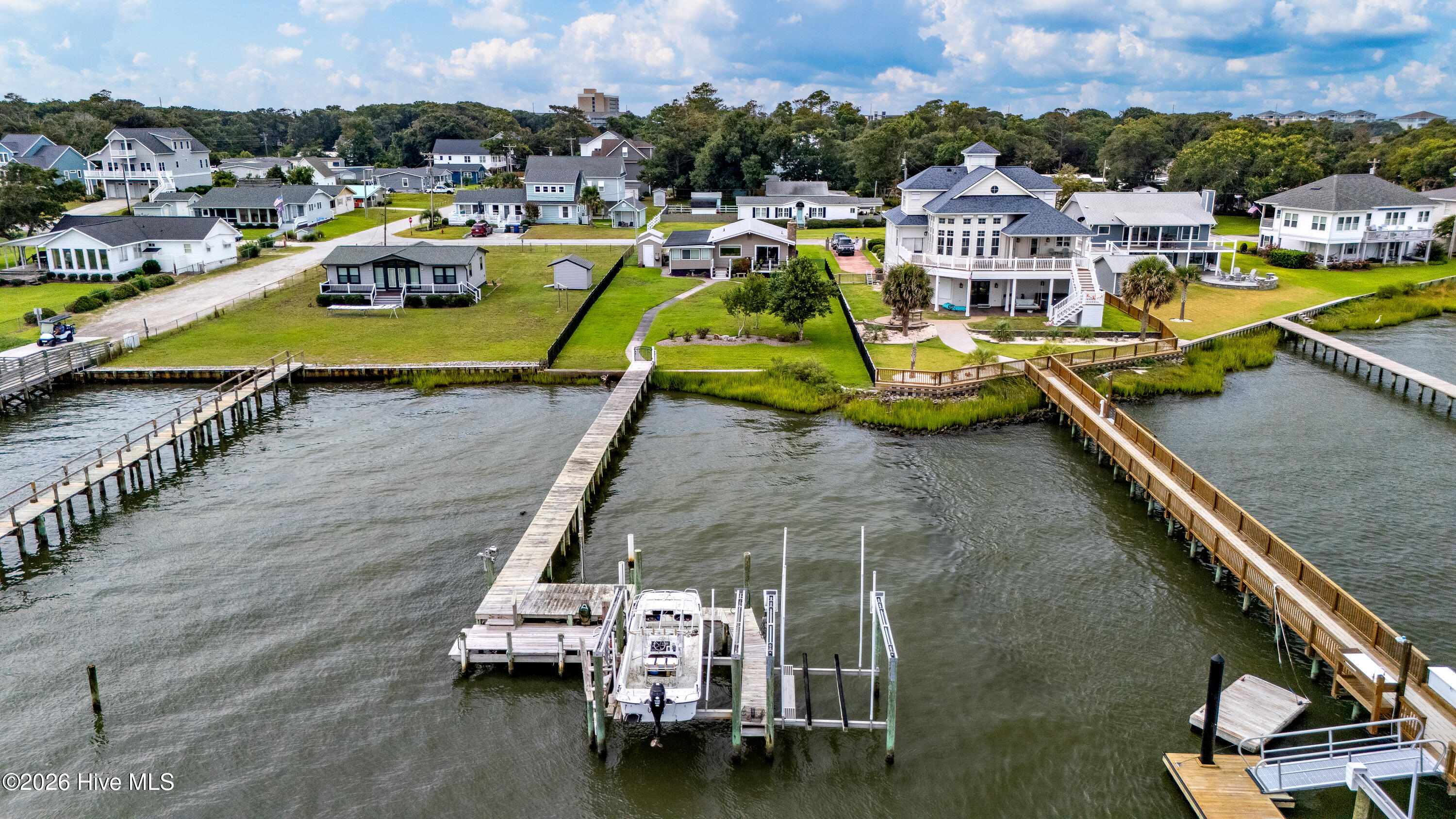 102 Shoreline Drive