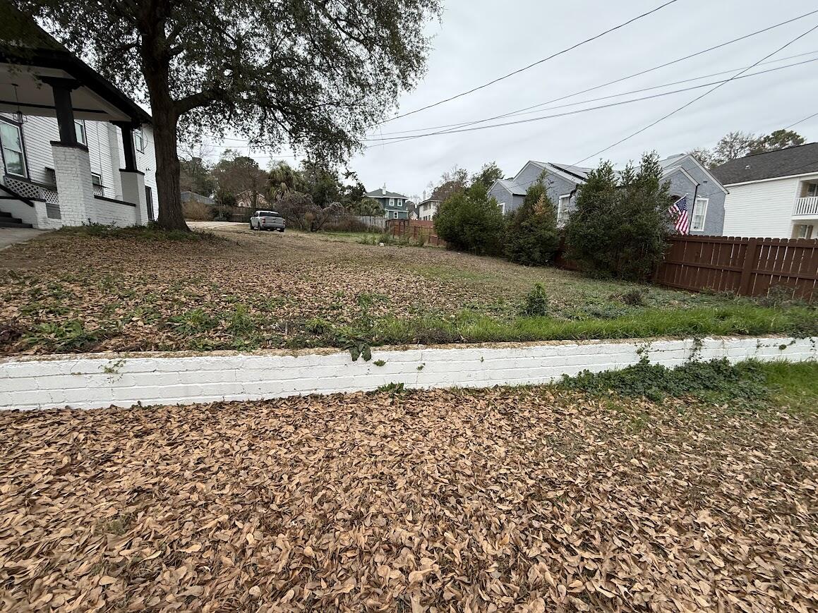 925 B Russell Street