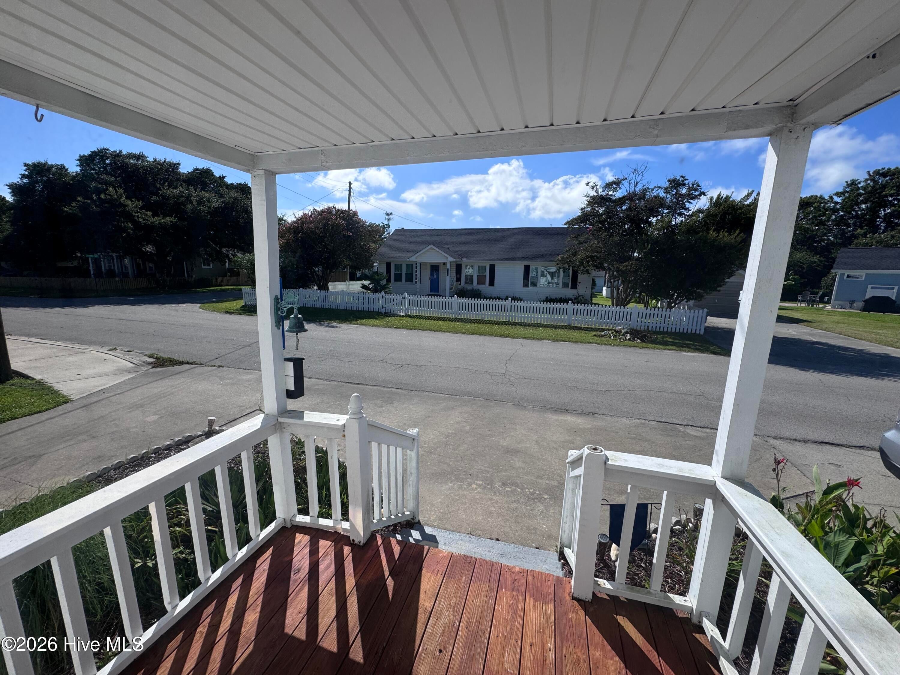 109 Carteret Avenue