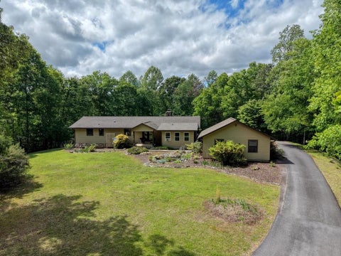 Homes For Sale - 847 Deer Hill Road<br/> Murphy, NC 28906