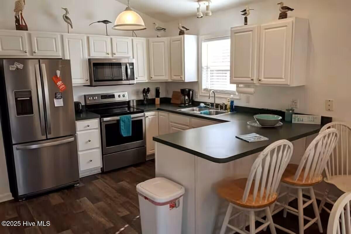 Kill Devil Hills, North Carolina 27948, United States, 4 Bedrooms Bedrooms, ,3 BathroomsBathrooms,Residential,Active,255724