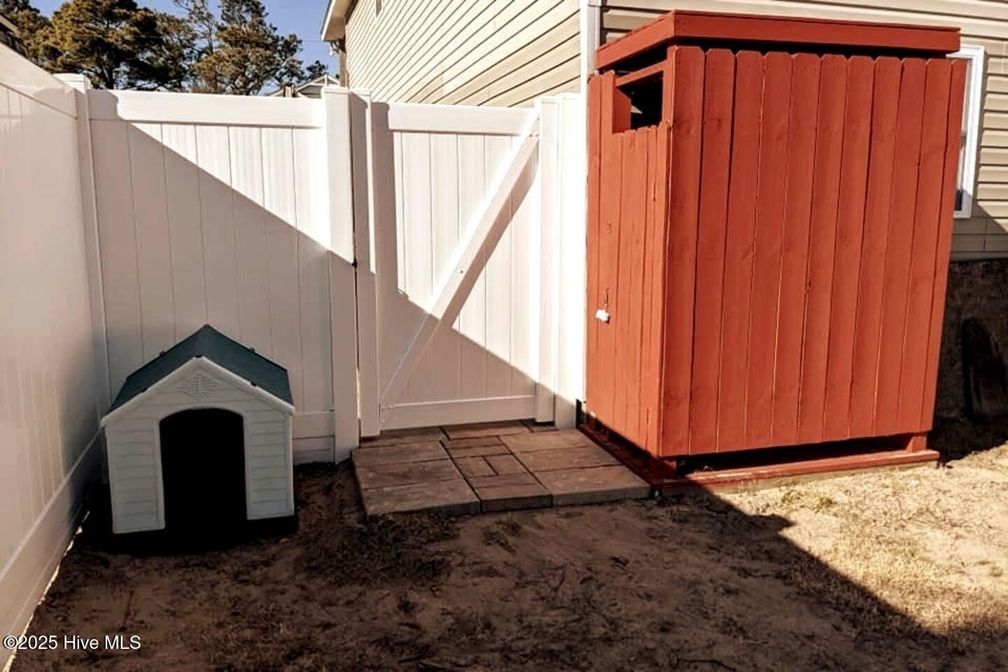 Kill Devil Hills, North Carolina 27948, United States, 4 Bedrooms Bedrooms, ,3 BathroomsBathrooms,Residential,Active,255724