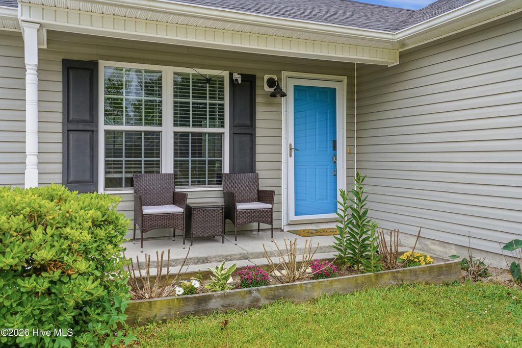 Photo of 2325 White Oak River Road, Maysville, NC 28555 (MLS # 100576262)