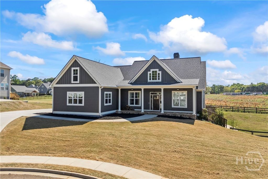 Photo of 225 Wicklow Court, Hoschton, GA 30548 (MLS # CL352018)