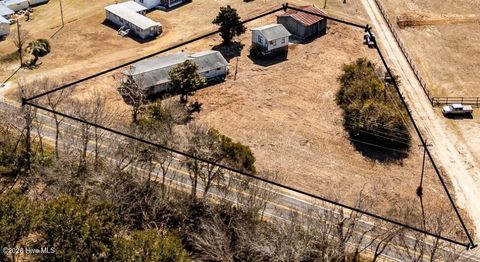 Photo of 176 Swan Point Road, Sneads Ferry, NC 28460 (MLS # 100556328)