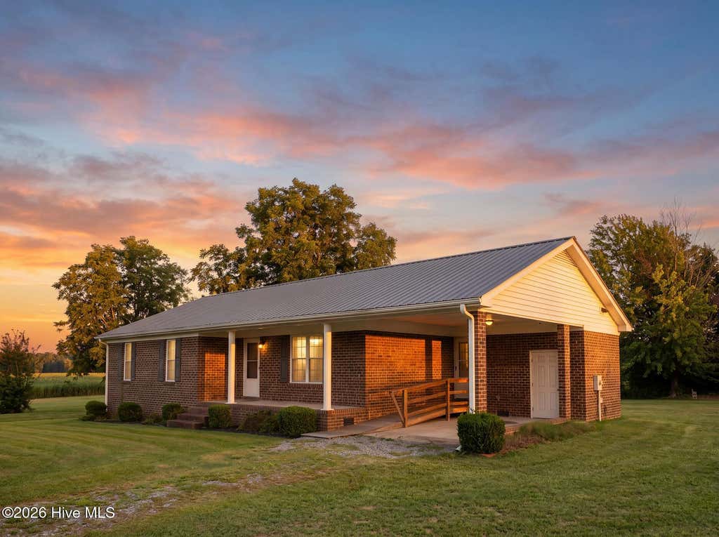 Photo of 424 Wilcox Road, Kinston, NC 28501 (MLS # 100592424)
