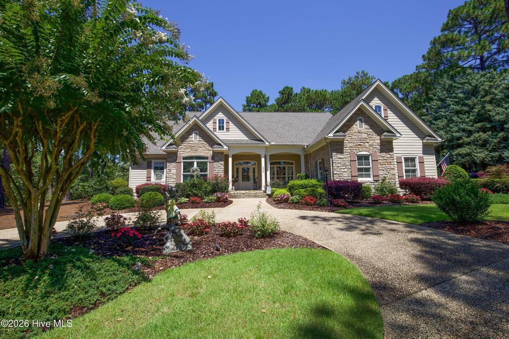 Photo of 236 National Drive, Pinehurst, NC 28374 (MLS # 100554687)