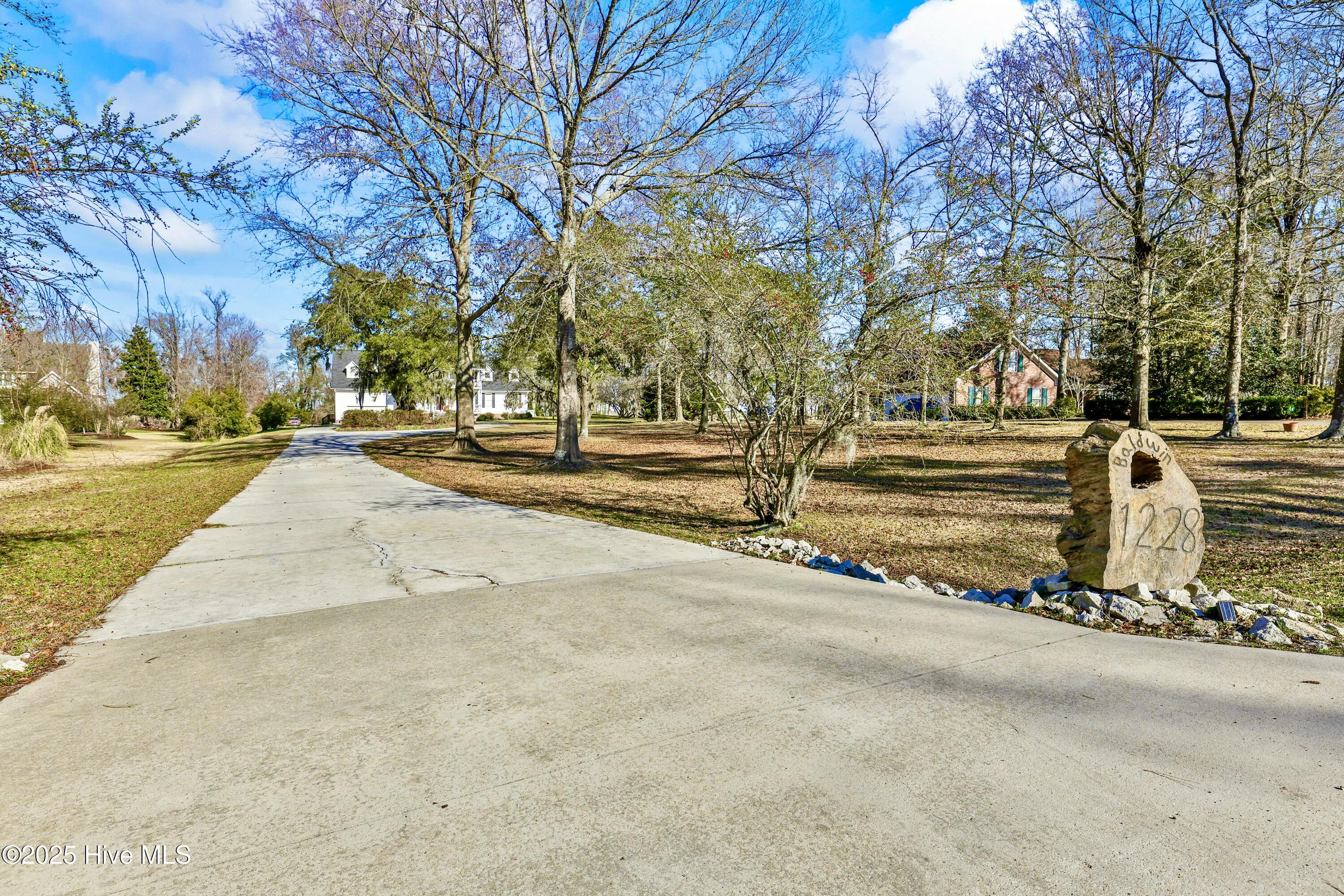 1228 Liberty Landing Road SE