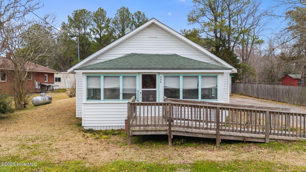 Photo of 406 Howard Street, Columbia, NC 27925 (MLS # 100559428)