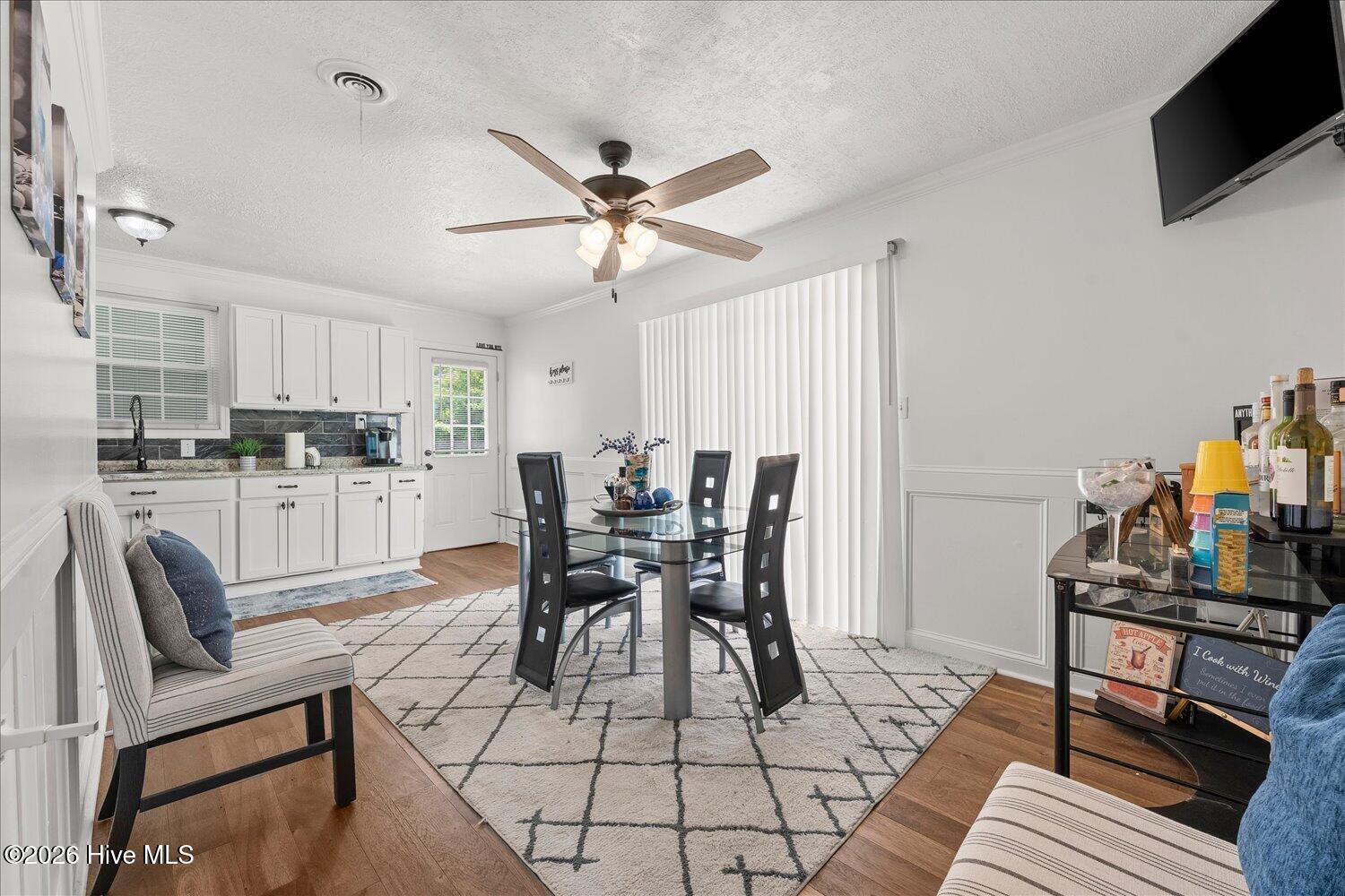 3342 Wedgewood Drive
