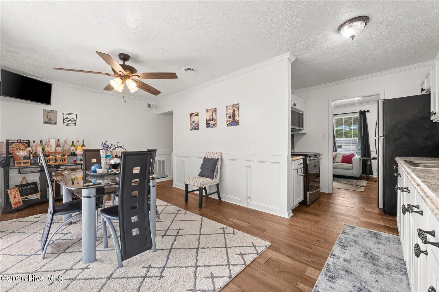 3342 Wedgewood Drive