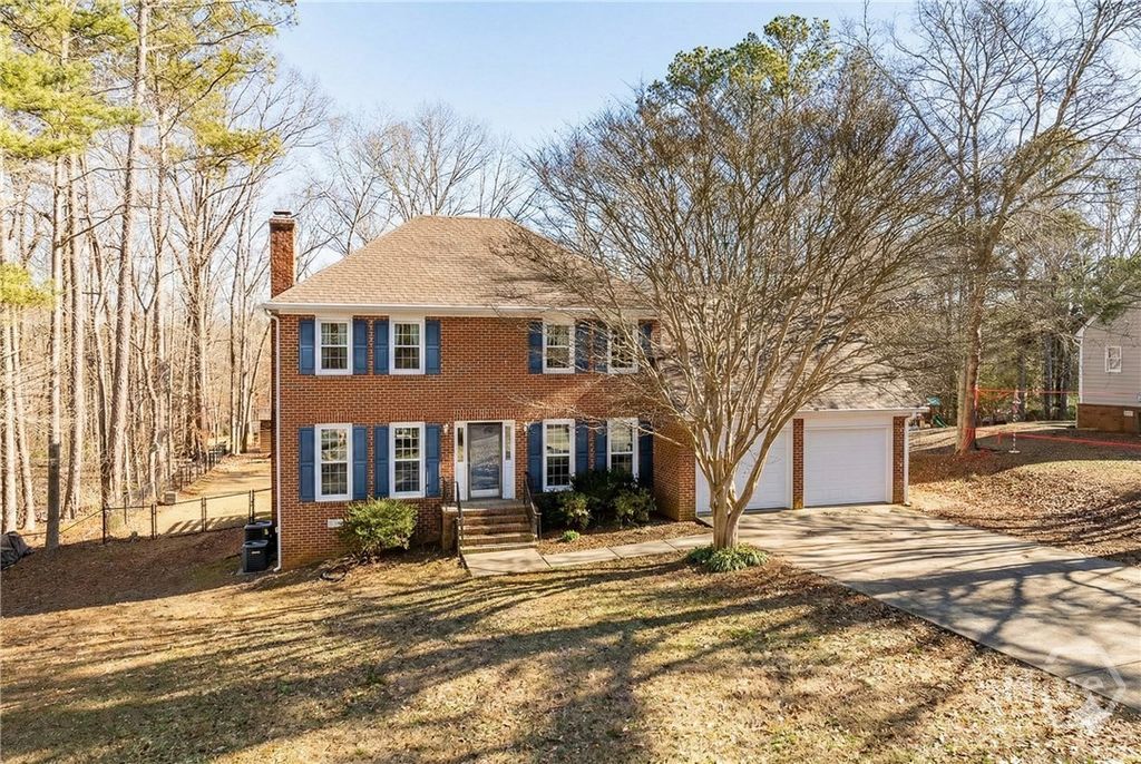 Photo of 415 Brookstone Drive, Athens, GA 30605 (MLS # CL346860)