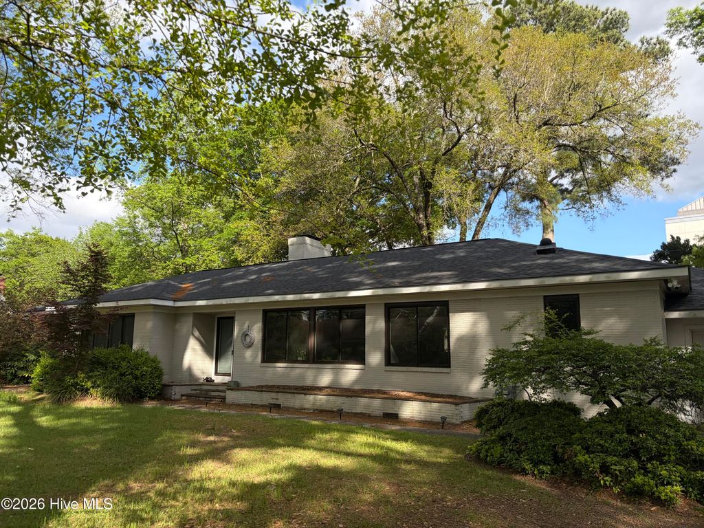 Photo of 1041 E Rock Spring Road, Greenville, NC 27858 (MLS # 100566087)