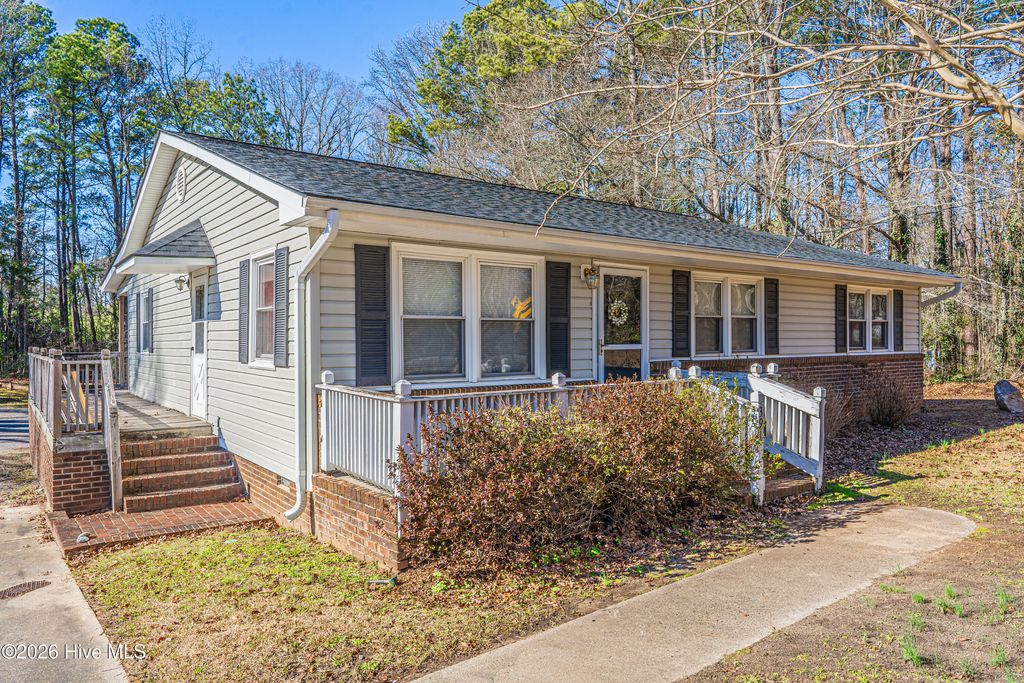Photo of 391 Midway Road, Rockingham, NC 28379 (MLS # 100550316)
