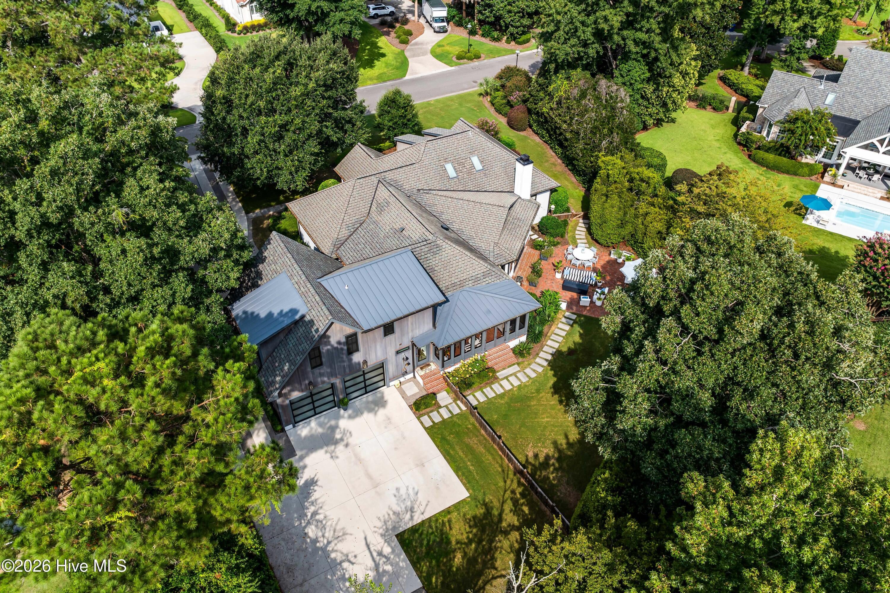 1541 Radian Road