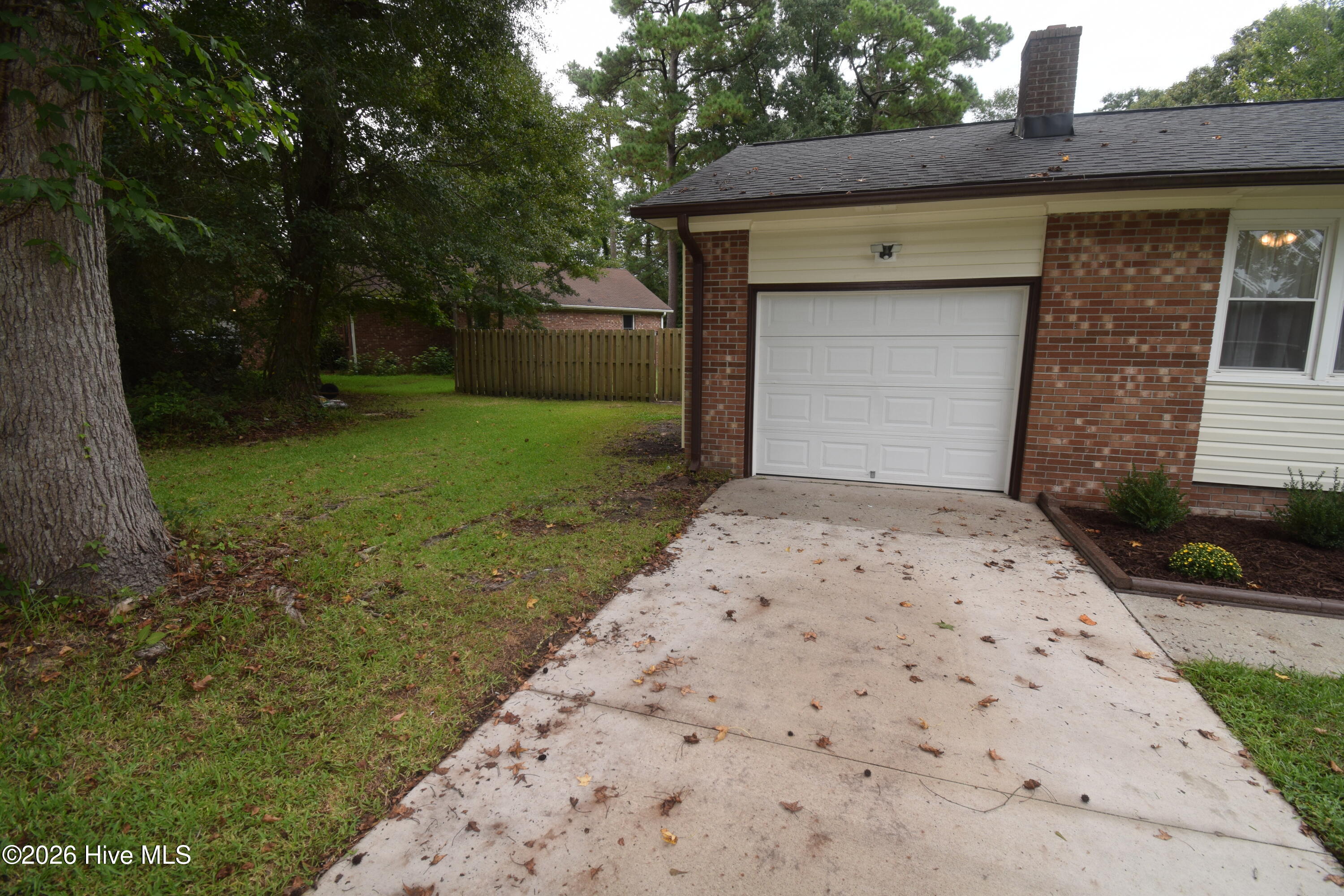 1005 Stillwood Circle