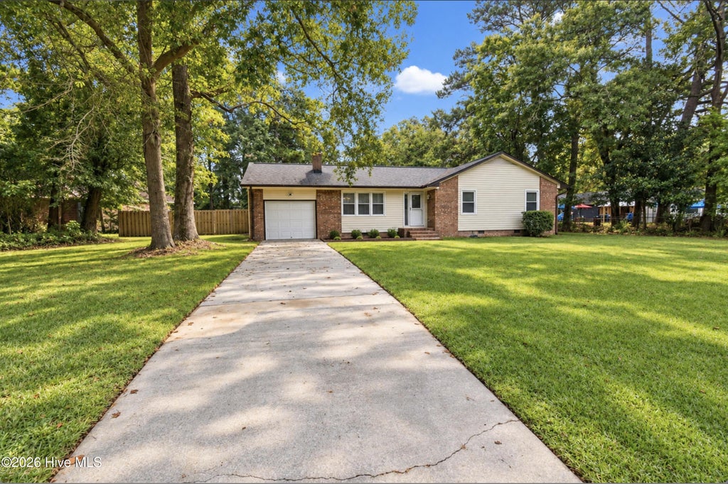 Photo of 1005 Stillwood Circle, Jacksonville, NC 28540 (MLS # 100599626)