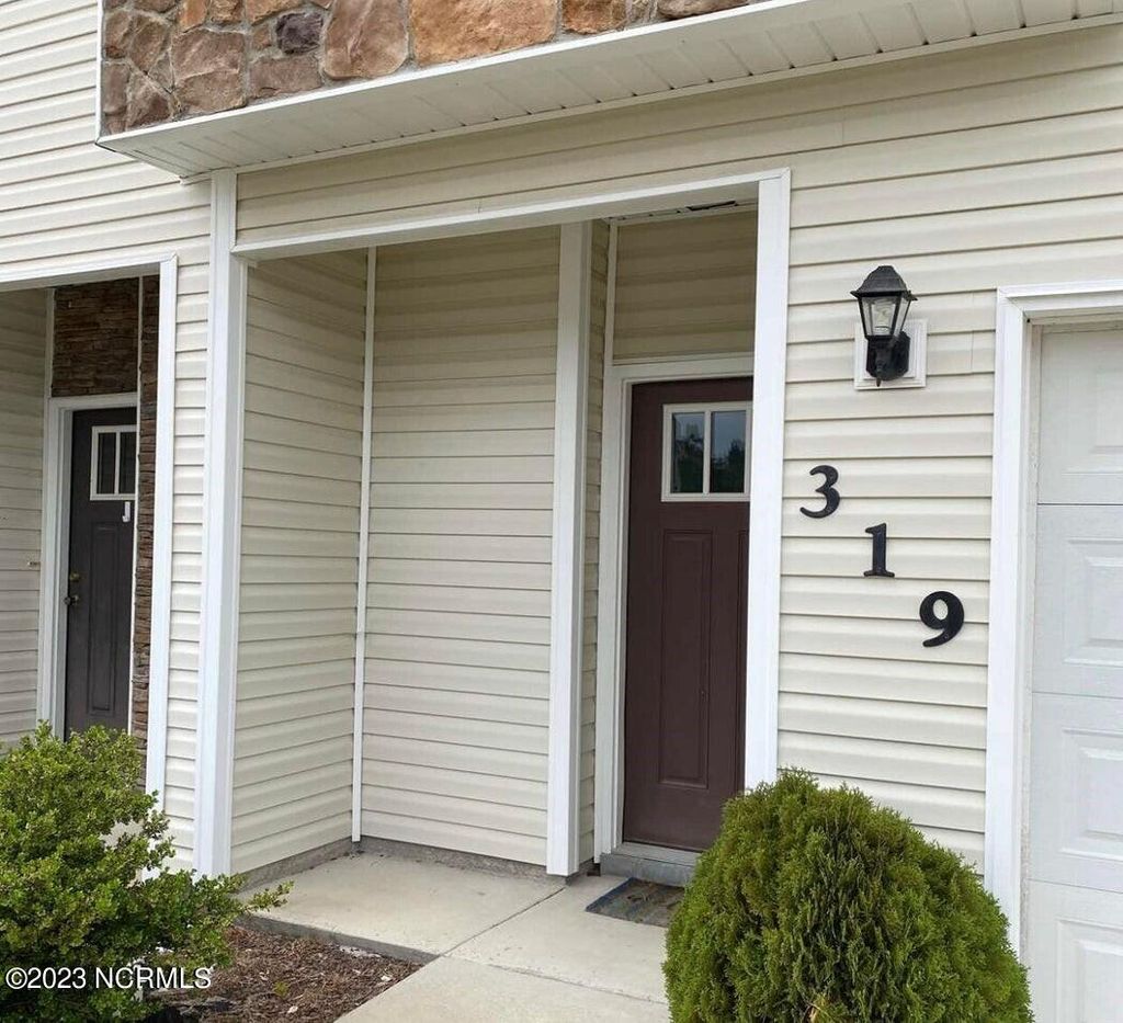 Photo of 319 Frisco Way, Holly Ridge, NC 28445 (MLS # 100565773)