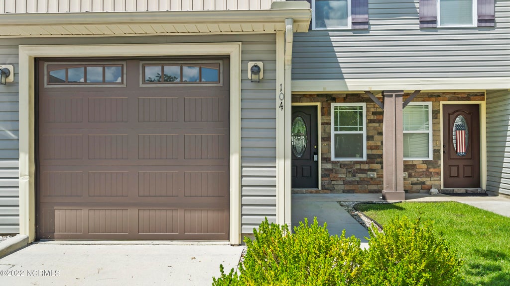 Photo of 104 Kenan Loop, Jacksonville, NC 28546 (MLS # 100604028)