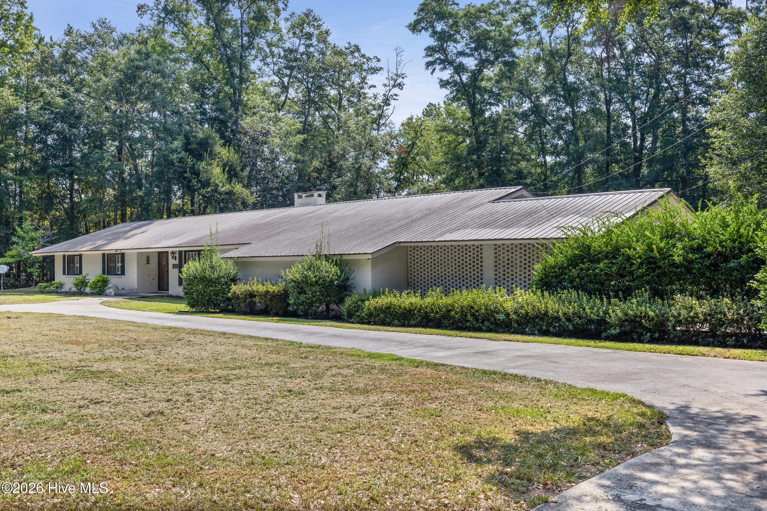 203 Helen Street
