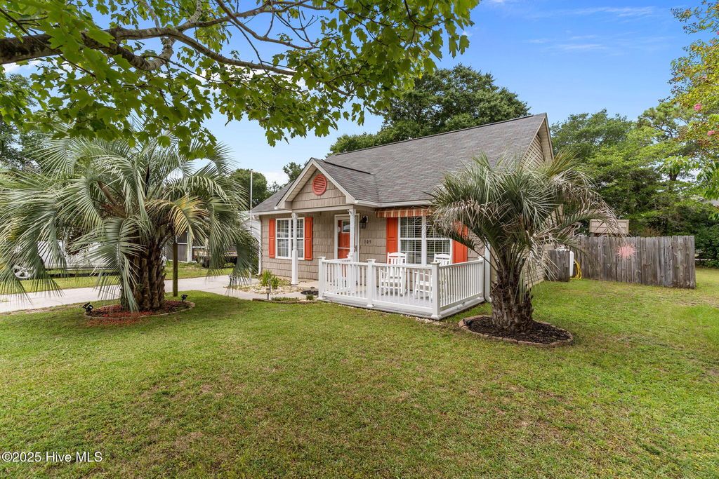 Photo of 109 NE 14th Street, Oak Island, NC 28465 (MLS # 100523726)