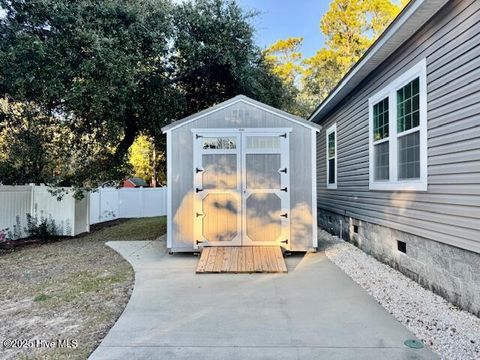 Tiny photo for 610 Fodale Avenue, Southport, NC 28461 (MLS # 100545035)