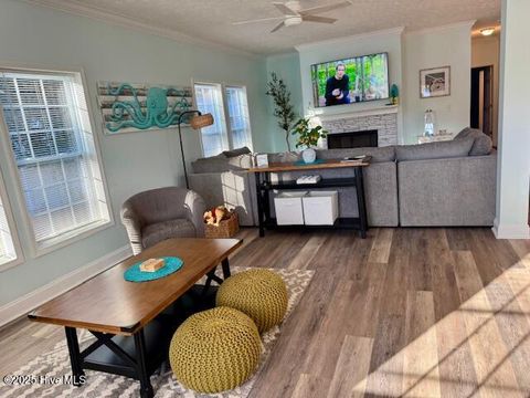 Tiny photo for 610 Fodale Avenue, Southport, NC 28461 (MLS # 100545035)