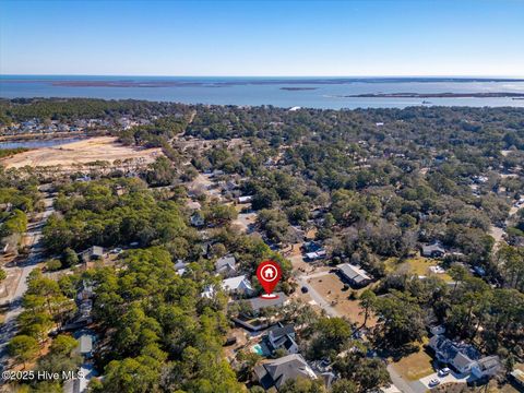 Tiny photo for 610 Fodale Avenue, Southport, NC 28461 (MLS # 100545035)
