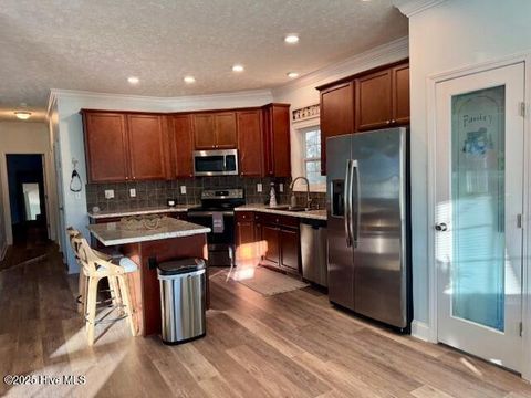 Tiny photo for 610 Fodale Avenue, Southport, NC 28461 (MLS # 100545035)