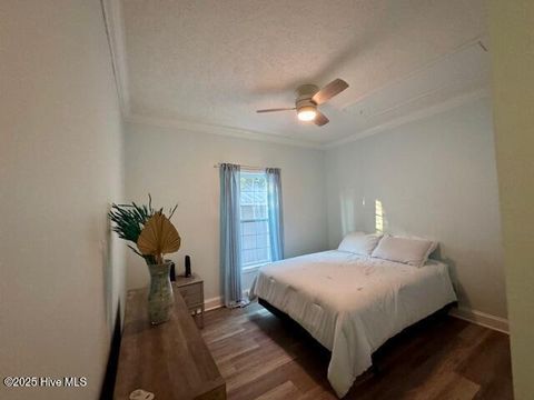 Tiny photo for 610 Fodale Avenue, Southport, NC 28461 (MLS # 100545035)