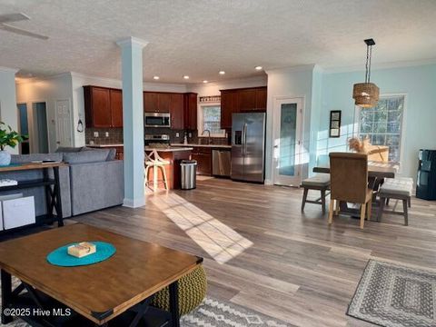 Tiny photo for 610 Fodale Avenue, Southport, NC 28461 (MLS # 100545035)