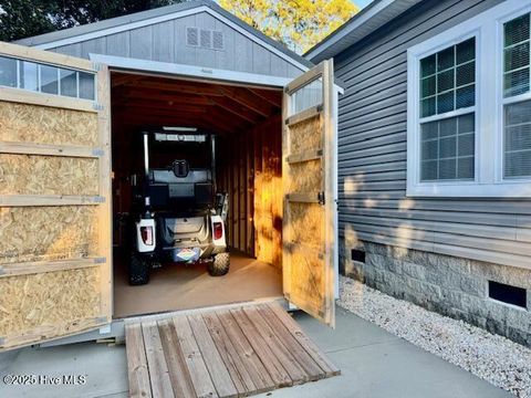 Tiny photo for 610 Fodale Avenue, Southport, NC 28461 (MLS # 100545035)