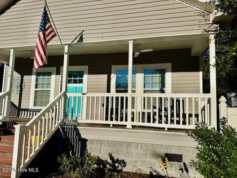 Tiny photo for 610 Fodale Avenue, Southport, NC 28461 (MLS # 100545035)