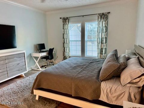 Tiny photo for 610 Fodale Avenue, Southport, NC 28461 (MLS # 100545035)