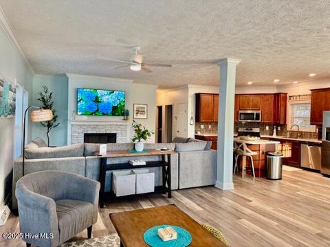 Tiny photo for 610 Fodale Avenue, Southport, NC 28461 (MLS # 100545035)