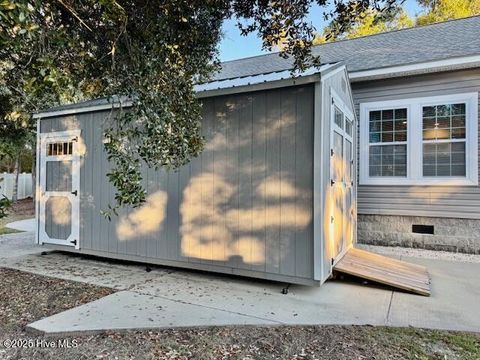 Tiny photo for 610 Fodale Avenue, Southport, NC 28461 (MLS # 100545035)