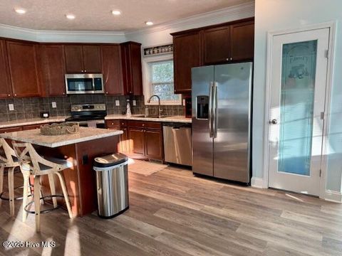 Tiny photo for 610 Fodale Avenue, Southport, NC 28461 (MLS # 100545035)