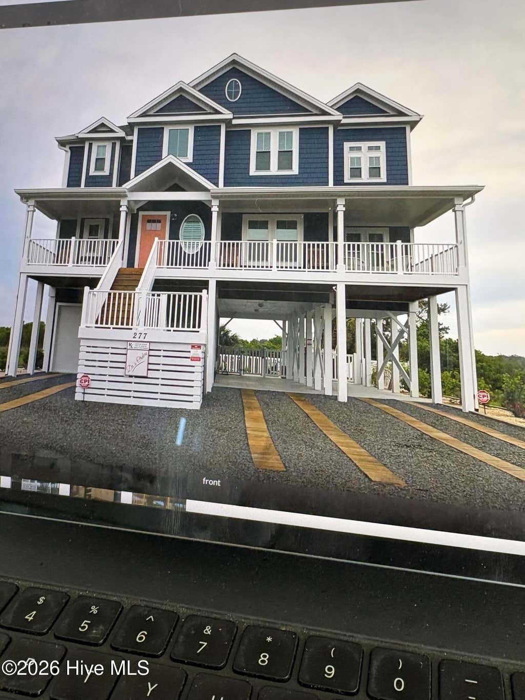 Photo of 211 Grandview Drive, Sneads Ferry, NC 28460 (MLS # 100599084)
