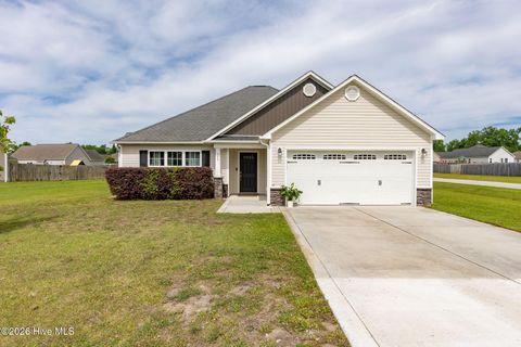 Photo of 309 Cadenza Lane, Richlands, NC 28574 (MLS # 100573656)