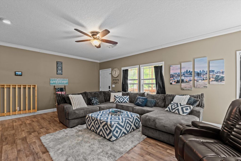 Photo of 2417 Farmers Bridge Road, Hephzibah, GA 30815 (MLS # 554468)