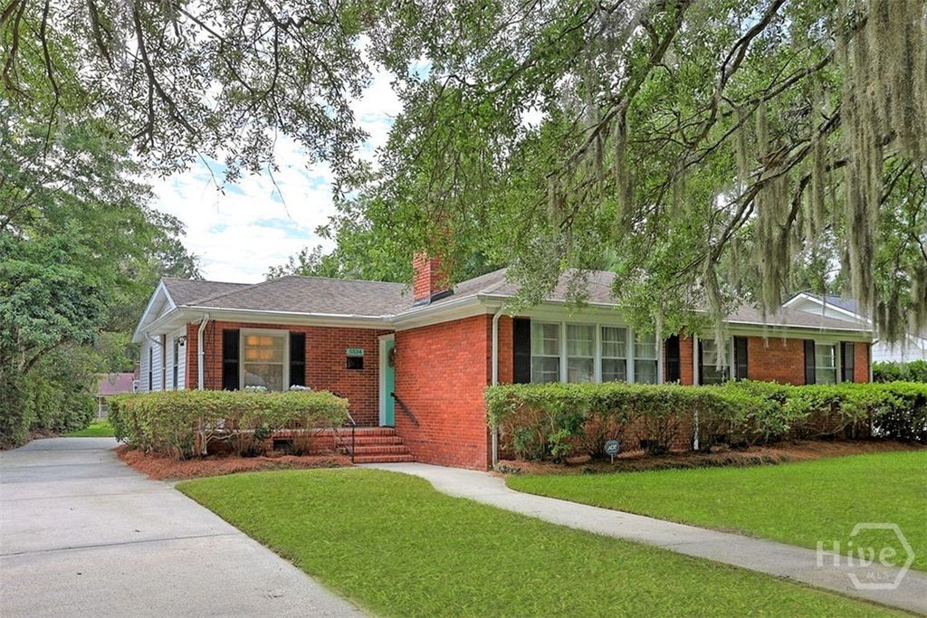 Photo of 5534 Camelot Drive, Savannah, GA 31405 (MLS # SA359722)